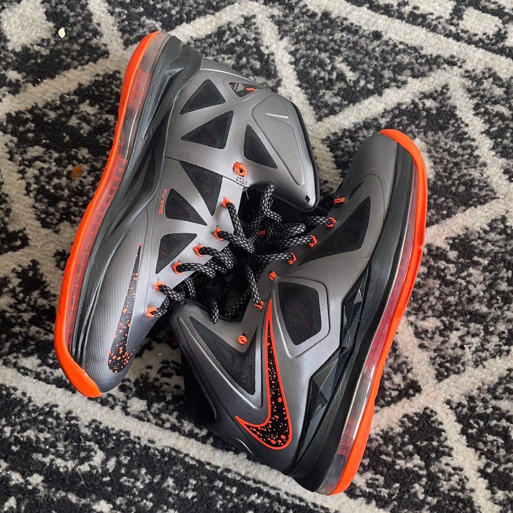 LEBRON X